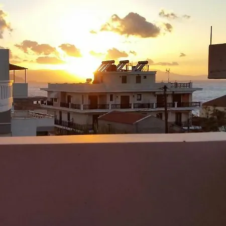 Апартаменти Amazing Sea View (adults Only) Ханья (Крит)